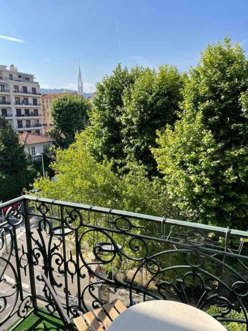 Appartement Lovely With 2 Bedrooms Liberation